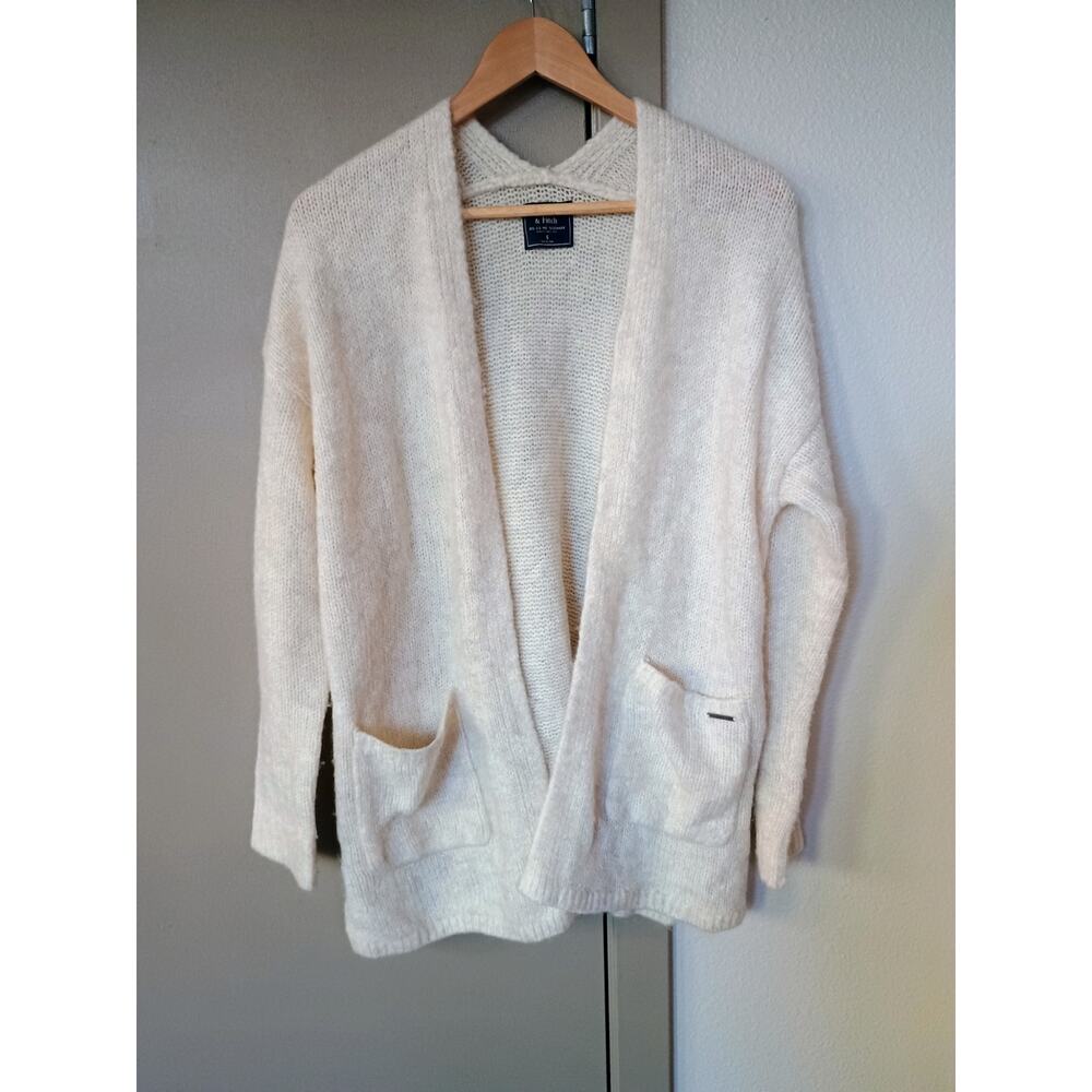 Abercrombie & Fitch open-front chunky cable knit cardigan  cream neutral capsule